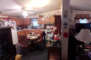 2022 Waterford Rd, East Palestine, OH 44413 - Photo 6