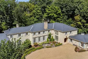 400 Hunters Hollow Dr SE, Warren, OH 44484 - Photo 2