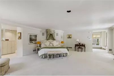 400 Hunters Hollow Drive SE, Warren, OH 44484 - Photo 16