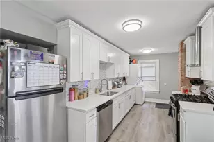 13855 Clifton Blvd, Oakwood, OH 44107 - Photo 24