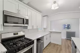 13855 Clifton Blvd, Oakwood, OH 44107 - Photo 14