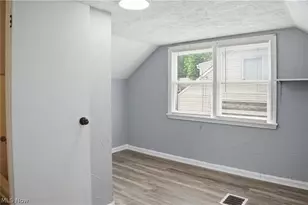 1313 Humbolt Ave, Youngstown, OH 44502 - Photo 16