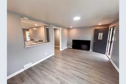 1313 Humbolt Avenue, Youngstown, OH 44502 - Photo 4