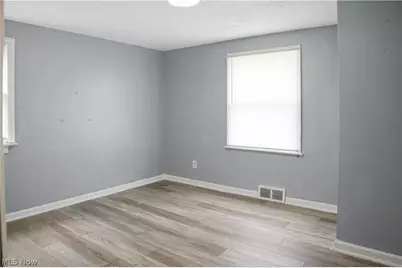1313 Humbolt Avenue, Youngstown, OH 44502 - Photo 10