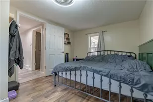 3305 Regent Ave NE, Canton, OH 44705 - Photo 12