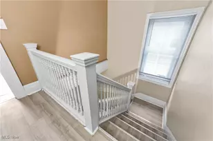 1938 W 65th St, Loveland, OH 44102 - Photo 18