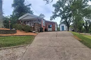 1103 Farson St, Belpre, OH 45714 - Photo 4