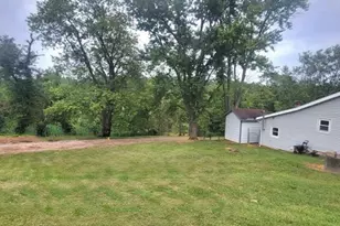 1103 Farson St, Belpre, OH 45714 - Photo 6