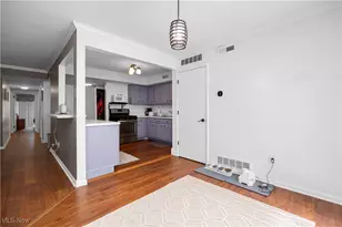 6320 Greenwood, Sagamore Hills, OH 44067 - Photo 10