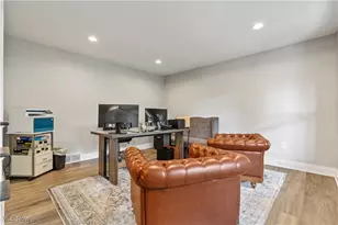 11121 Geib Ave NE, Hartville, OH 44632 - Photo 4