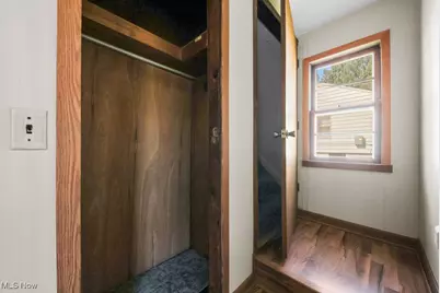 1702 Far View Road, Akron, OH 44312 - Photo 8