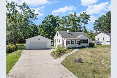 1702 Far View Road, Akron, OH 44312 - Photo 36