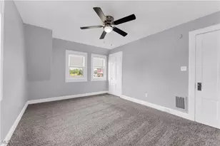 302 Louisiana Ave, Lorain, OH 44052 - Photo 24