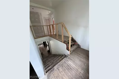 1504 E 106th Street, Loveland, OH 44106 - Photo 4