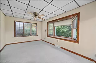 976 Gulf Rd, Elyria, OH 44035 - Photo 14