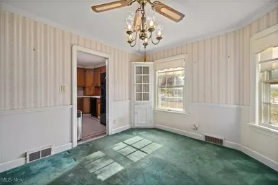 976 Gulf Road, Elyria, OH 44035 - Photo 10