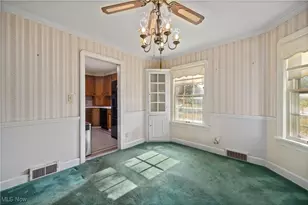 976 Gulf Rd, Elyria, OH 44035 - Photo 10