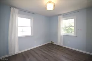 4740 Echoglenn St NW, Canton, OH 44720 - Photo 18