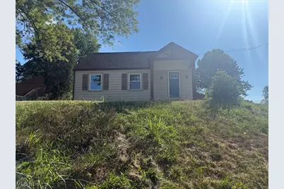 7750 Waynesburg Drive SE, Waynesburg, OH 44688 - Photo 1