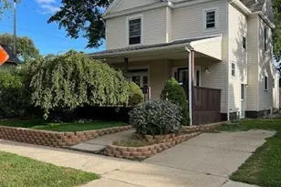 610 Creedmore Ave, Barberton, OH 44203 - Photo 1