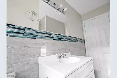 111 Ohltown Road, Youngstown, OH 44515 - Photo 12