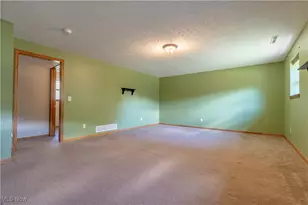 11153 Augusta Rd, East Rochester, OH 44625 - Photo 26