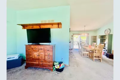 11153 Augusta Road, East Rochester, OH 44625 - Photo 8