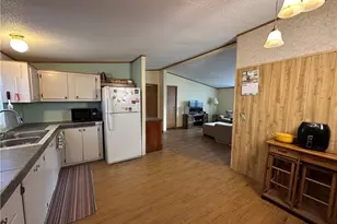 60 Flamingo Ave, Amherst, OH 44001 - Photo 16