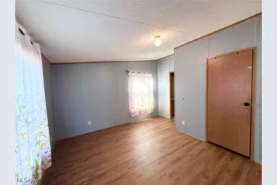 60 Flamingo Avenue, Amherst, OH 44001 - Photo 18