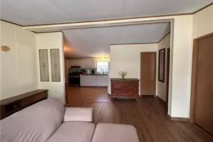 60 Flamingo Ave, Amherst, OH 44001 - Photo 12