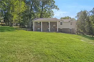 5290 Hampton Ct, Zanesville, OH 43701 - Photo 4