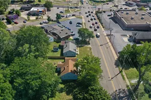 853 Brittain Rd, Akron, OH 44305 - Photo 10