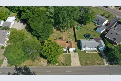 853 Brittain Road, Akron, OH 44305 - Photo 8