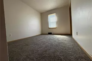 217 S Jackson St, Youngstown, OH 44506 - Photo 12