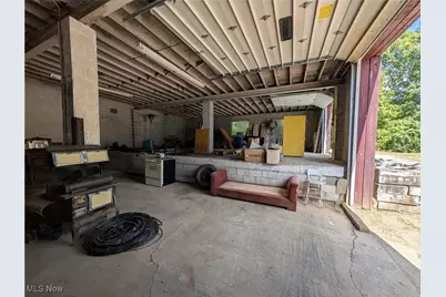 213 Dewey Avenue, Cambridge, OH 43725 - Photo 12