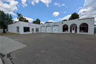 213 Dewey Ave, Cambridge, OH 43725 - Photo 1