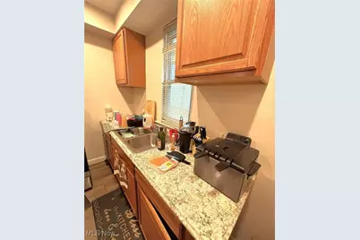 660 E 126th Street, Loveland, OH 44108 - Photo 12