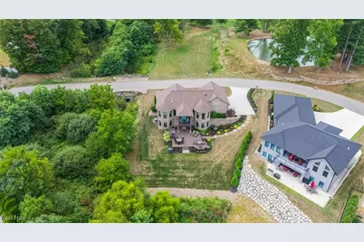 147 Heron Bay Drive, Poland, OH 44514 - Photo 6