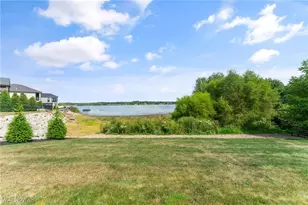 147 Heron Bay Dr, Poland, OH 44514 - Photo 40