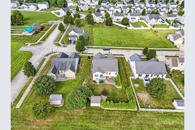 5239 Monroe Square E, Barberton, OH 44203 - Photo 32