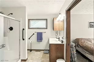 5239 Monroe Square E, Barberton, OH 44203 - Photo 22