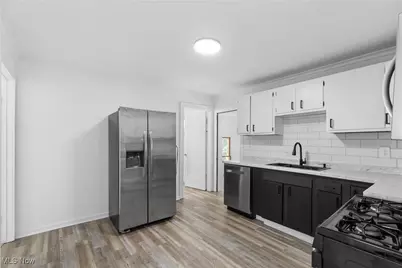 2022 Schiller Ave, Cuyahoga Falls, OH 44223 - Photo 6