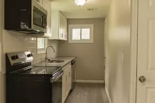 9800 North Blvd, Chagrin Falls, OH 44023 - Photo 8