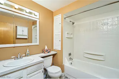 7206 Deveny Avenue, Loveland, OH 44105 - Photo 8