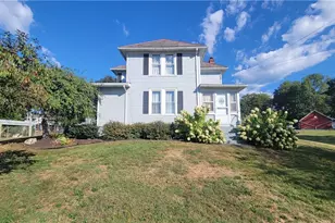 500 Applegate Dr, Beverly, OH 45715 - Photo 2