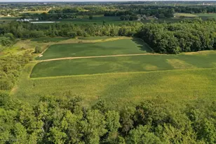 2260 Broadway Ave NE, East Canton, OH 44730 - Photo 14