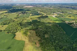 2260 Broadway Ave NE, East Canton, OH 44730 - Photo 22