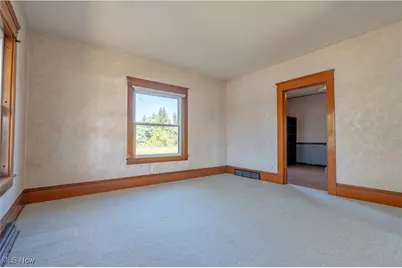 13529 Louisville Street NE, Paris, OH 44669 - Photo 20