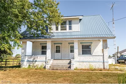 13529 Louisville Street NE, Paris, OH 44669 - Photo 2