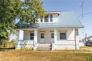 13529 Louisville St NE, Paris, OH 44669 - Photo 2